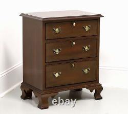 CRAFTIQUE Solid Mahogany Chippendale Style Three-Drawer Nightstand with Ogee Fee