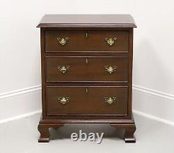 CRAFTIQUE Solid Mahogany Chippendale Style Three-Drawer Nightstand with Ogee Fee