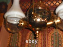 Doul Hanging Angle Fleur-de-lis lamp Complete Brass polished