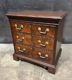 PAIR Hickory Chair James River Plantation 3 Drawer Mahogany Chests/Stands Mint