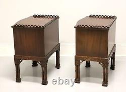 WARSAW MFG Mahogany Chinese Chippendale Nightstands / Bedside Chests Pair