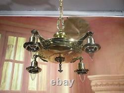 Antique Vintage Chandelier Brass 4 Light Pan Entièrement Poli Et Refilé