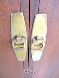 Armoire de bar SCANDIA du milieu du XXe siècle des années 1960 avec étiquette en noyer rétro MCM Rarement vue danoise