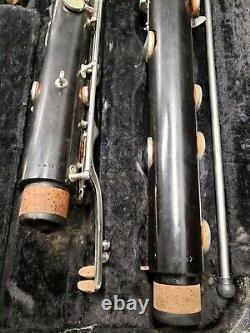 Clarinette basse en bois professionnelle Selmer Paris, joue excellent