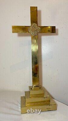 Grande lampe de table croix d'autel religieuse commémorative en laiton poli antique