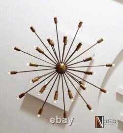Lustre Sputnik du milieu du siècle avec 36 bras en laiton moderne, luminaire Stilnovo
