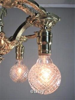 Lustre en laiton massif Halcolite des années 1920, 4 lumières restaurées, polies et réélectrifiées.