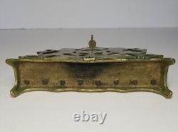 Menorah en laiton massif poli antique 9 supports 2 lions de Juda design banc des années 1920