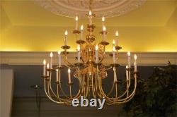 Monumentale Lustre en Laiton Poli à 3 Étages de Style Bougie Flamande 52x44'' avec 28 Bras