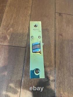 Serrure de porte à mortaise de corps vintage Yale LH avec plaques en laiton poli précis NOS