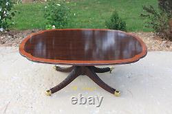 Stickley Banded Ahogany Georgian Oval Pedestal Cocktail Table